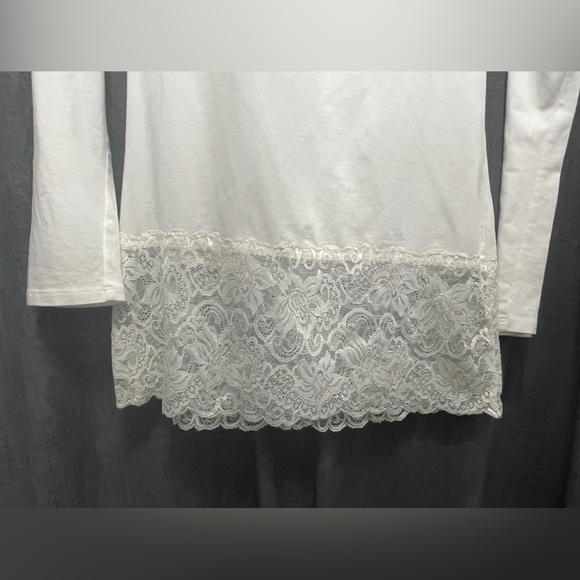 White House Black Market Casual White Long Sleeve Lace Hem Basic Tshirt Sz Small - Picture 4 of 6